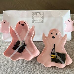 NEW Pink Ghost Shaped Plates Set bundle
